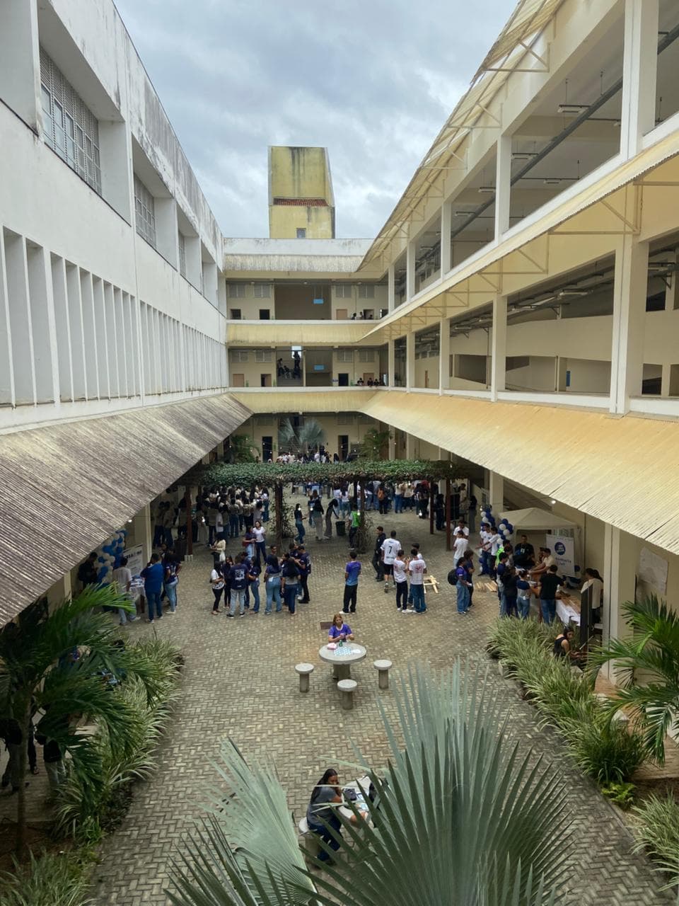 Visita técnica à UFVJM: alunos da Escola Dr. João Beraldo conhecem o campus de Teófilo Otoni no dia 22 de maio de 2026